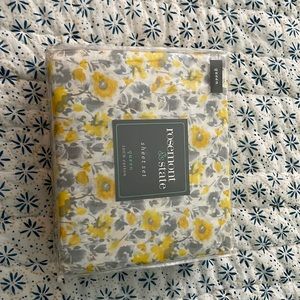 Rosemont & State Queen Sheet Set